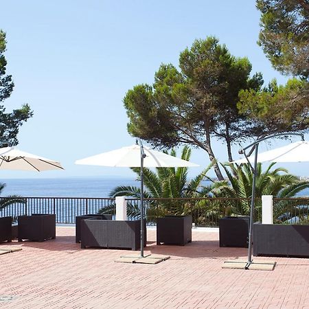 Apartamentos Club Cala Azul Sant Carles de Peralta Eksteriør bilde